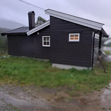Vakantiehuis Lyngen Alps With Sauna, Northern Lights & Touring, 1h From Tromso *