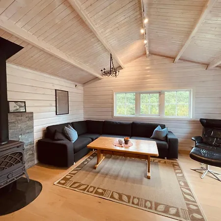 Lyngen Alps With Sauna, Northern Lights & Touring, 1h From Tromso 펜션 *